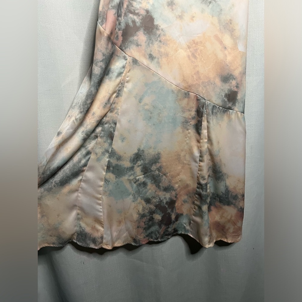 Saltwater Luxe Sharice Watercolor Satin Midi Dress XS - Picture 6 of 9